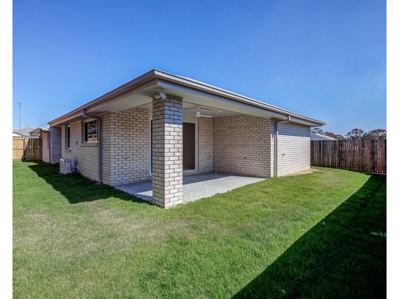 30 Graham Circuit, Logan Reserve QLD 4133