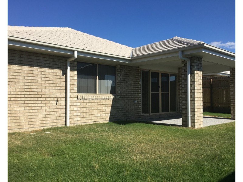 22 Percy Earl Crescent, Pimpama QLD 4209