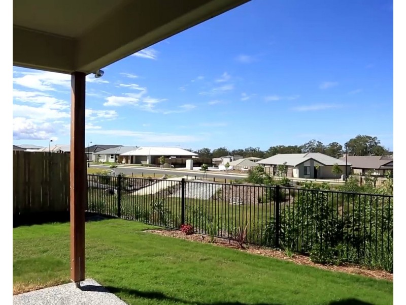 32 Brookfield Street, Pimpama QLD 4209