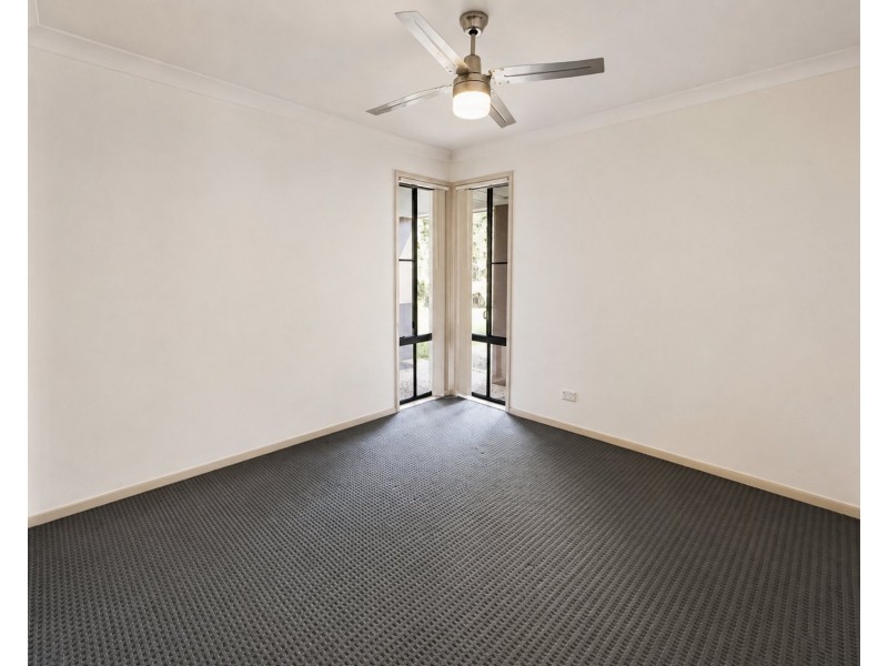 27 Victoria Drive, Pacific Pines QLD 4211