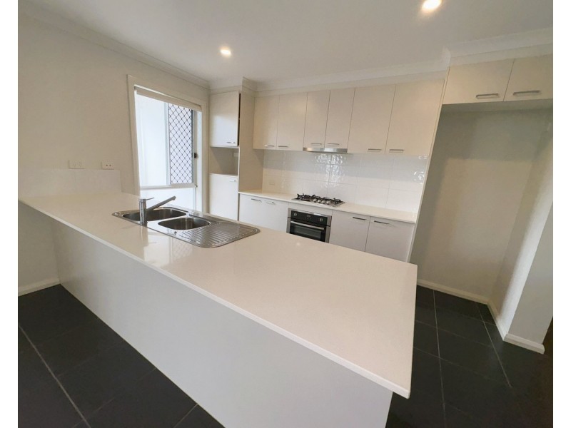 44 Moorinya Circuit, Pimpama QLD 4209