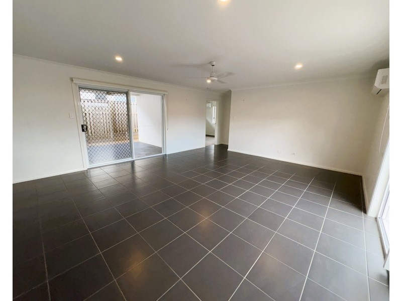 44 Moorinya Circuit, Pimpama QLD 4209
