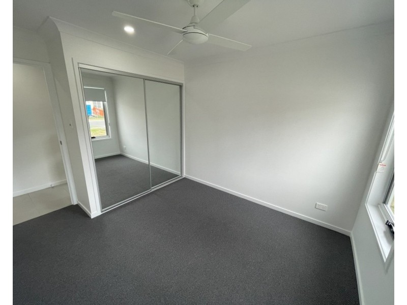 17B Redzel Court, Logan Reserve QLD 4133