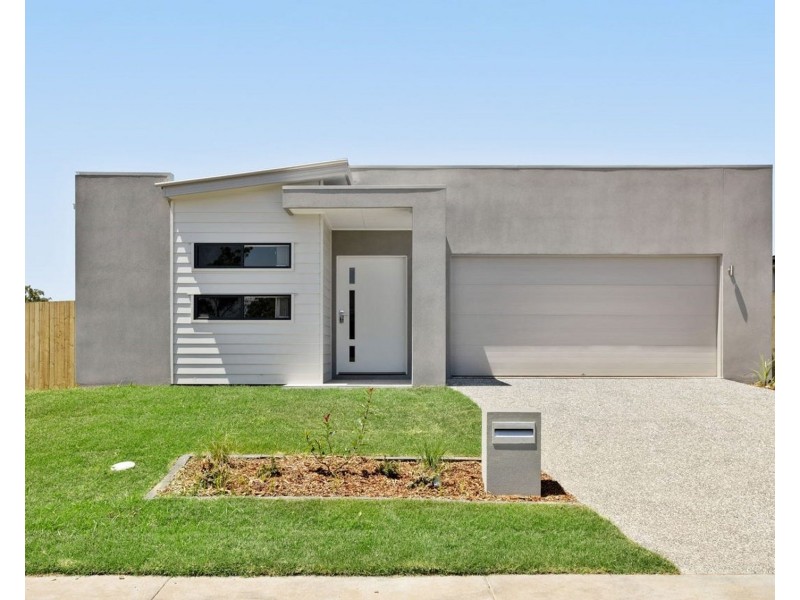 2 Palmer Road, Greenbank QLD 4124