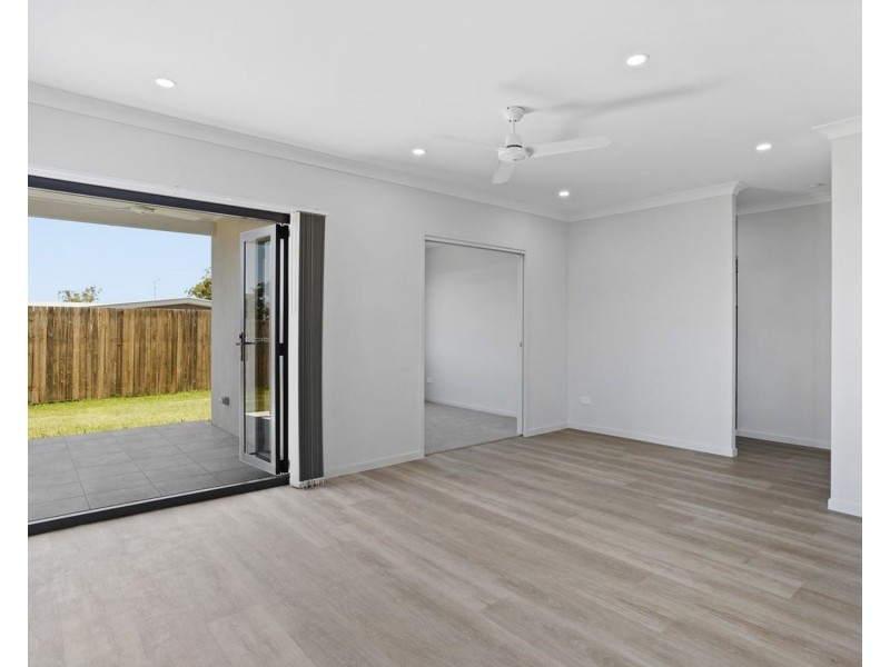 2 Palmer Road, Greenbank QLD 4124