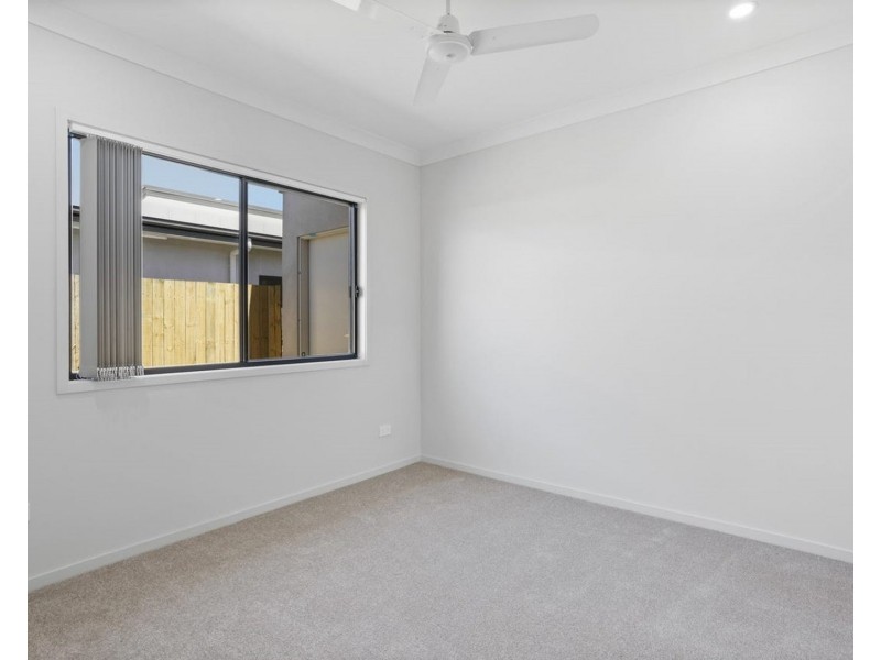 2 Palmer Road, Greenbank QLD 4124