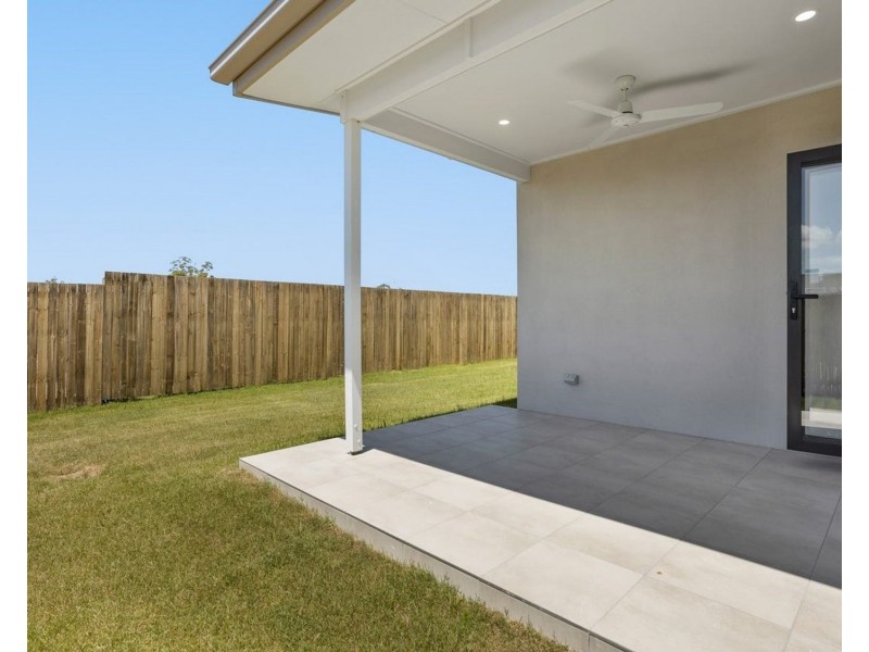 2 Palmer Road, Greenbank QLD 4124