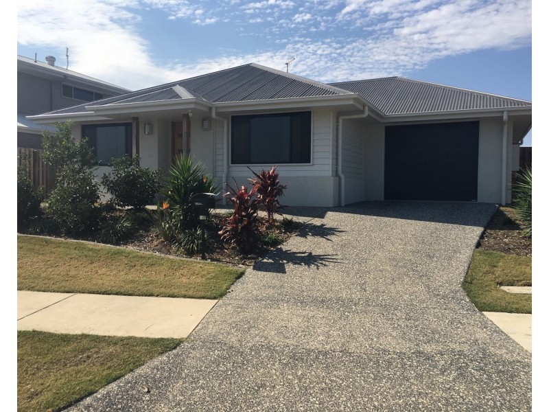 52 Fountain Street, Pimpama QLD 4209