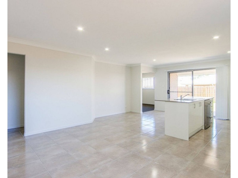17 Rory Street, Logan Reserve QLD 4133