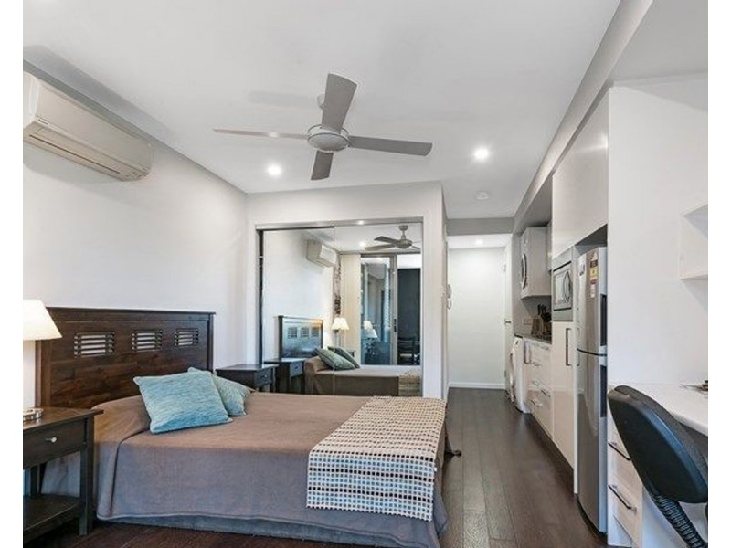 2A/40 Fanny Street, Annerley QLD 4103