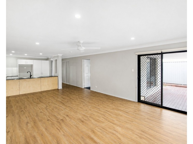 2/125 Benowa Road, Southport QLD 4215