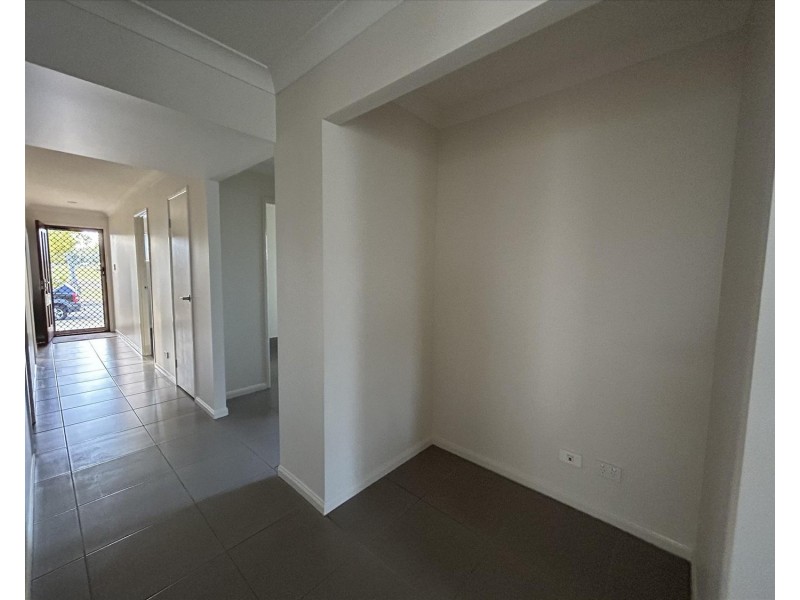 14 Beaumont Drive, Pimpama QLD 4209