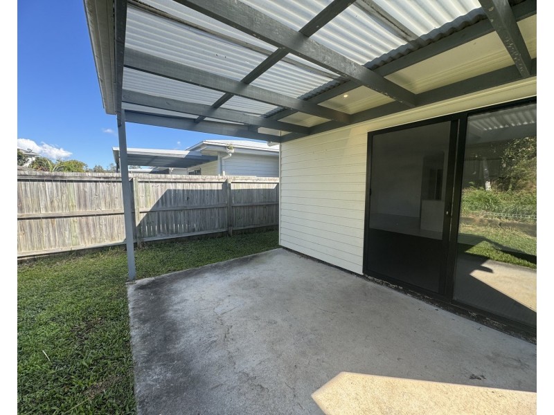 2/15 Chrome Drive, Pimpama QLD 4209
