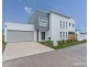 17 Beacon Lane, Hope Island QLD 4212