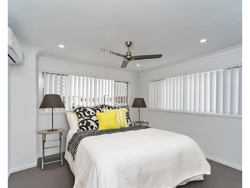 17 Beacon Lane, Hope Island QLD 4212