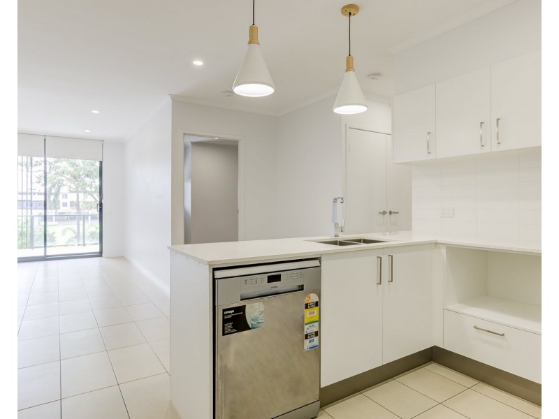 202/5-9 Folkstone Street, Bowen Hills QLD 4006