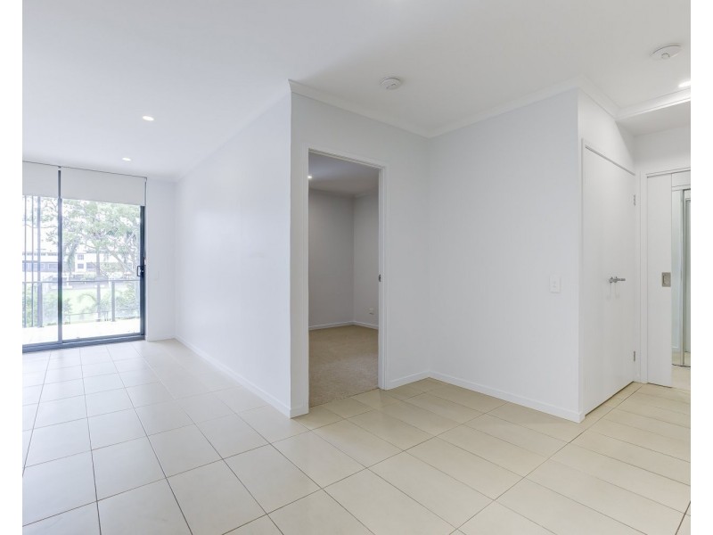 202/5-9 Folkstone Street, Bowen Hills QLD 4006