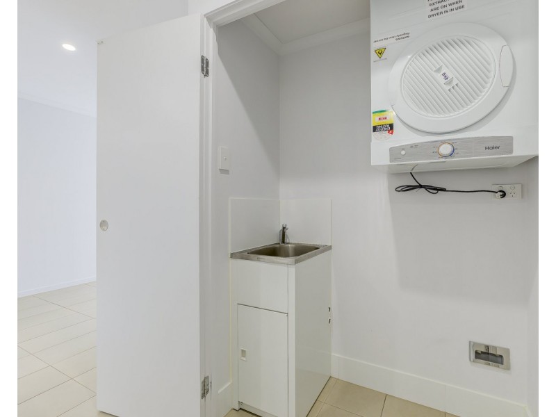 202/5-9 Folkstone Street, Bowen Hills QLD 4006