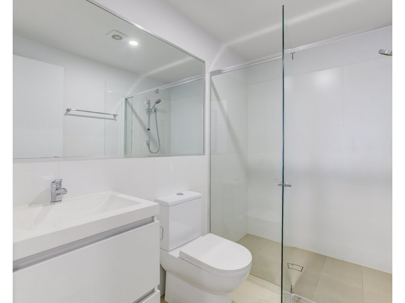202/5-9 Folkstone Street, Bowen Hills QLD 4006