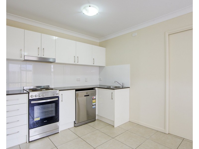 2/156 Clarks Road, Loganholme QLD 4129