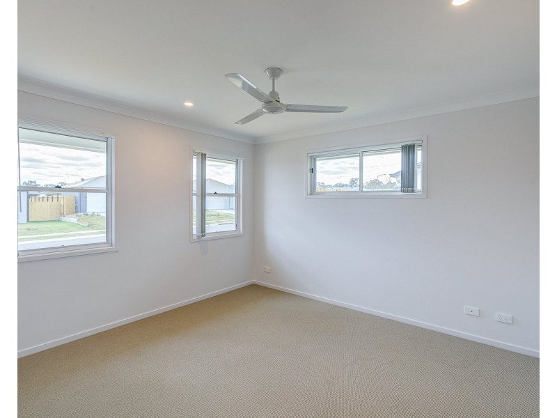 5 Carnaby Way, Logan Reserve QLD 4133