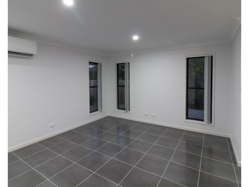 52 Banrock Street, Pimpama QLD 4209