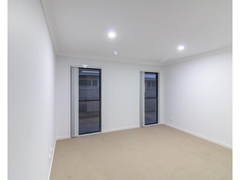 52 Banrock Street, Pimpama QLD 4209