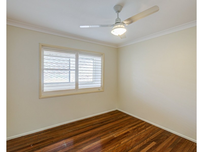4 Andrew Street, Slacks Creek QLD 4127