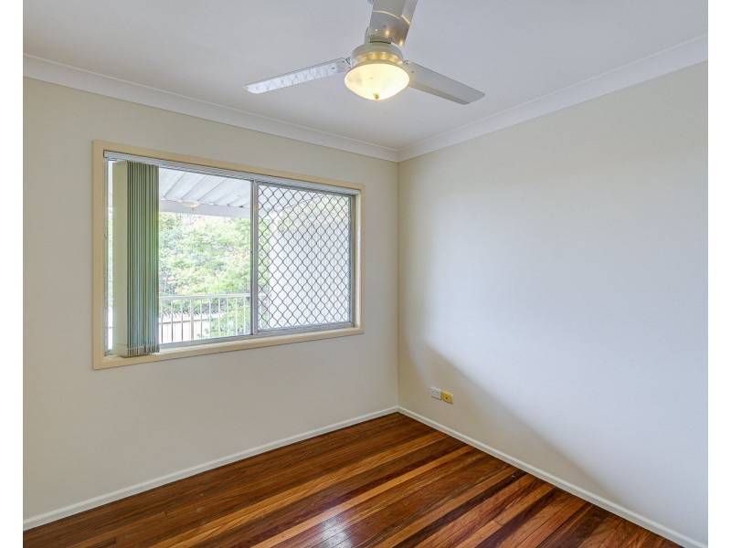 4 Andrew Street, Slacks Creek QLD 4127
