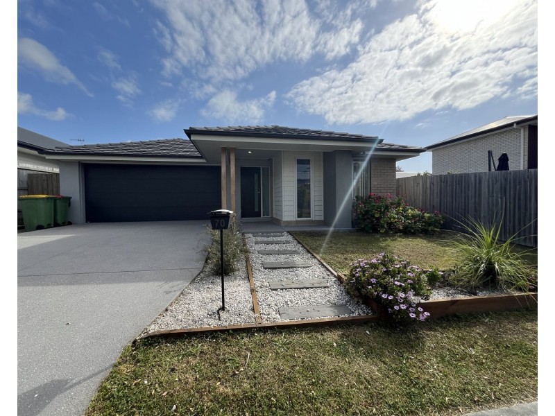 70 Village Boulevard, Pimpama QLD 4209
