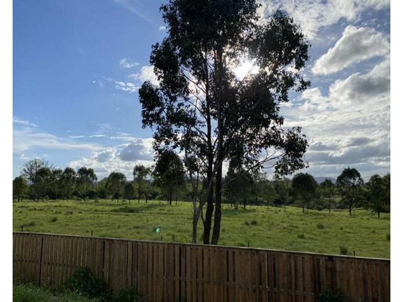 34 Edinburgh Crescent, Gleneagle QLD 4285