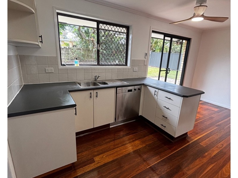 37 Yangoora Crescent, Ashmore QLD 4214