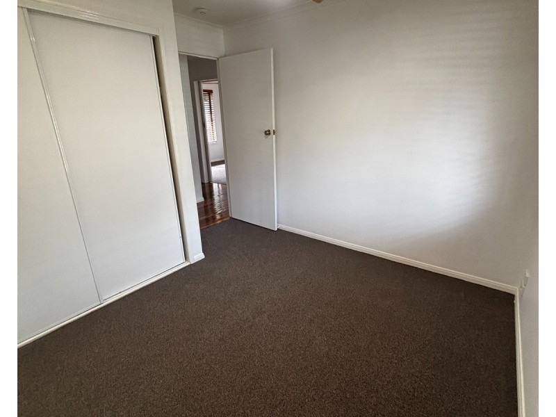 37 Yangoora Crescent, Ashmore QLD 4214
