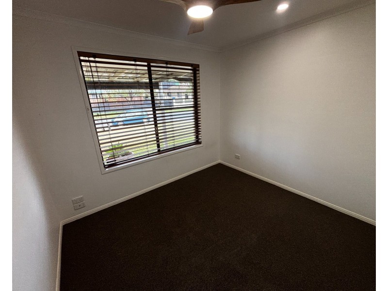 37 Yangoora Crescent, Ashmore QLD 4214