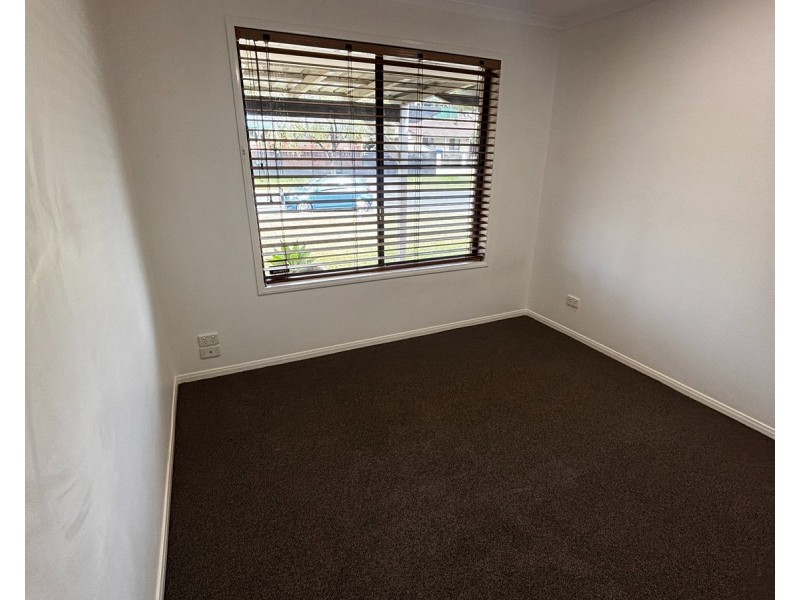 37 Yangoora Crescent, Ashmore QLD 4214