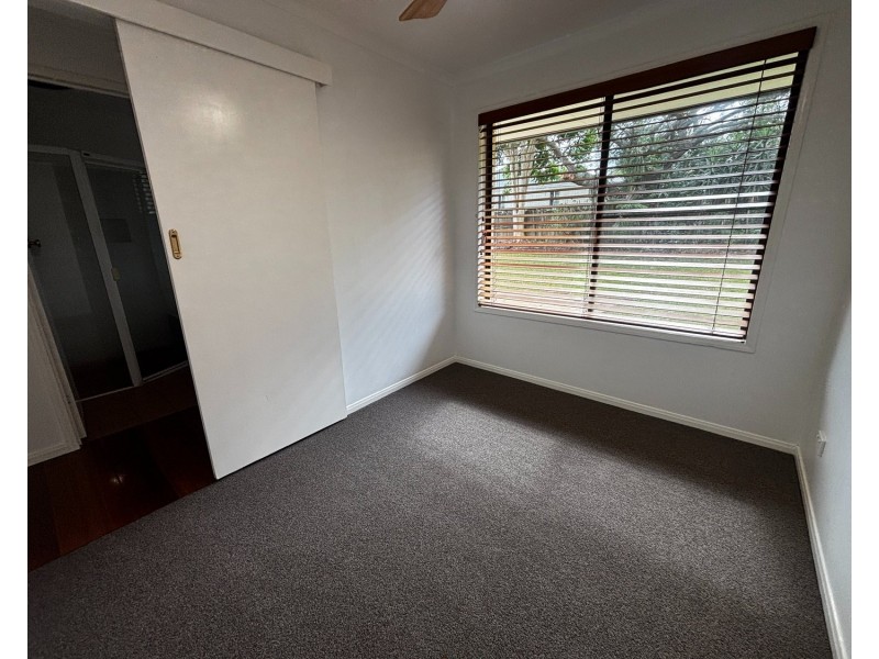 37 Yangoora Crescent, Ashmore QLD 4214