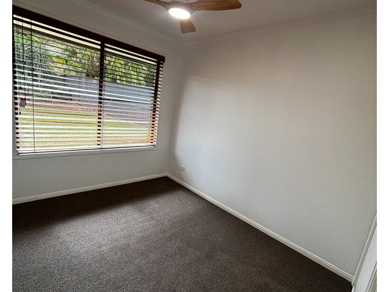 37 Yangoora Crescent, Ashmore QLD 4214