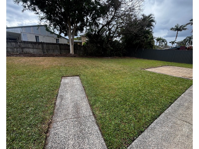 37 Yangoora Crescent, Ashmore QLD 4214