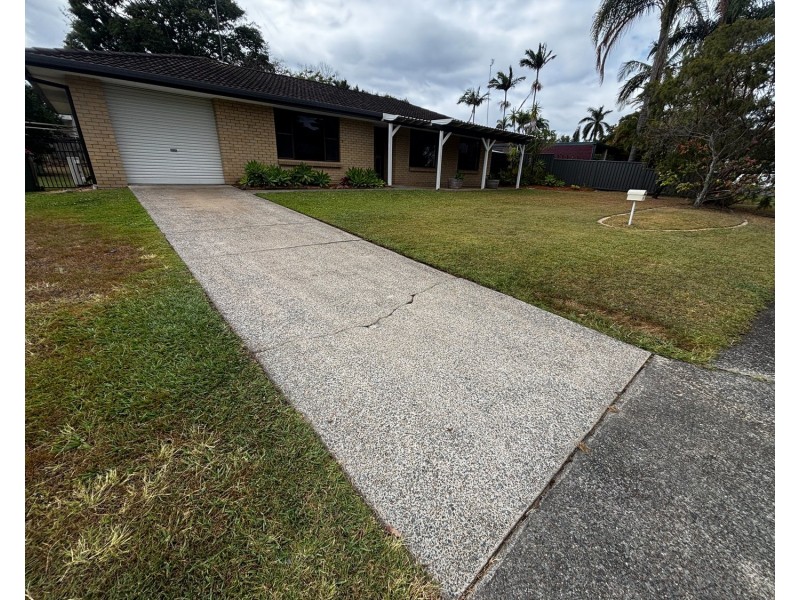37 Yangoora Crescent, Ashmore QLD 4214