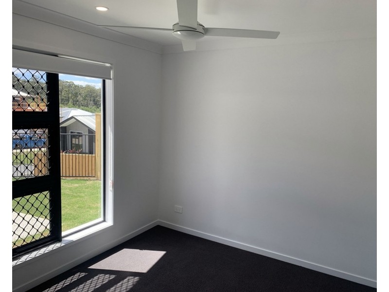 2/3 Mernick Court, Bahrs Scrub QLD 4207