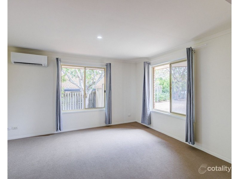 22 Santa Isobel Boulevard, Pacific Pines QLD 4211
