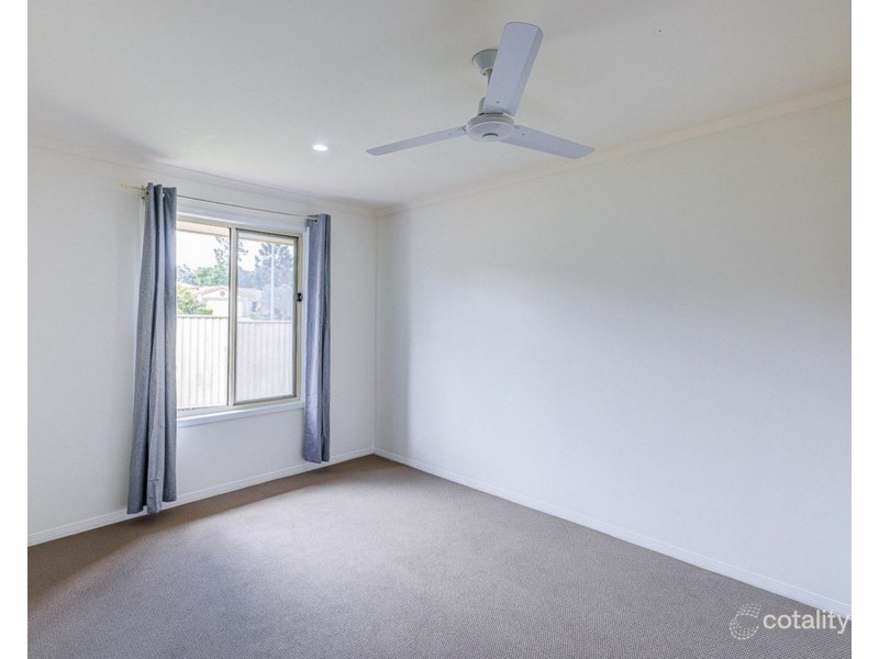 22 Santa Isobel Boulevard, Pacific Pines QLD 4211