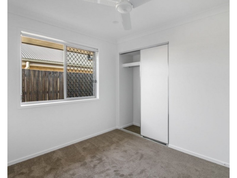 12 Janet Street, Walloon QLD 4306