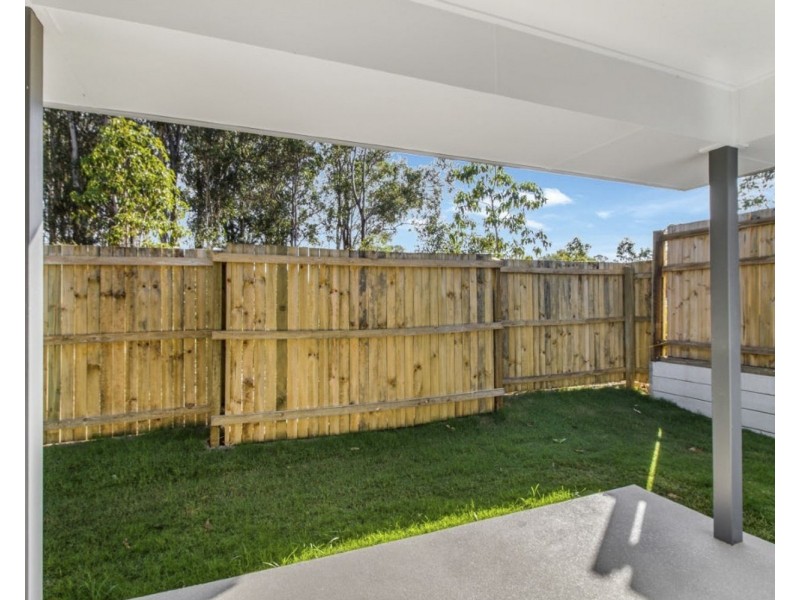 12 Janet Street, Walloon QLD 4306