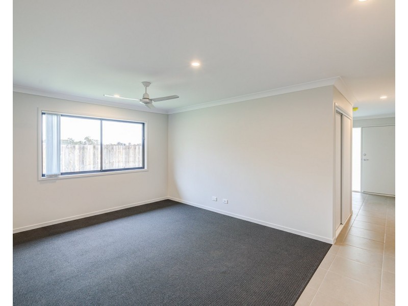 10 Chalk Street, Logan Reserve QLD 4133