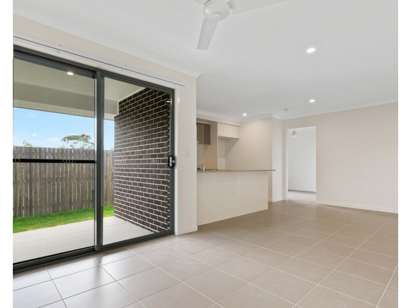 1/27 Monash Road, Loganlea QLD 4131