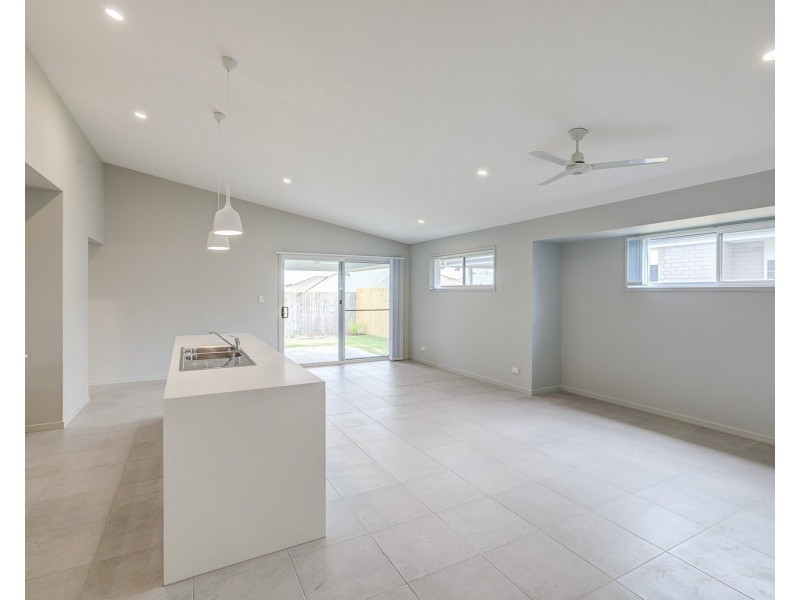 14 Saint Marks Street, Logan Reserve QLD 4133