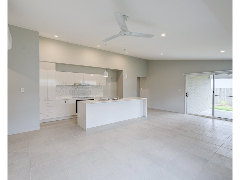 14 Saint Marks Street, Logan Reserve QLD 4133