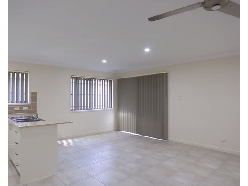 49 Chrome Drive, Pimpama QLD 4209