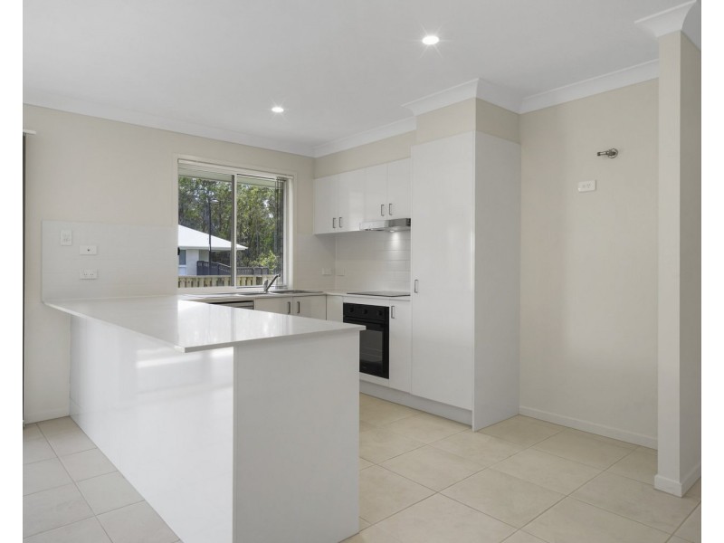 29 Beautiful Boulevard, Morayfield QLD 4506